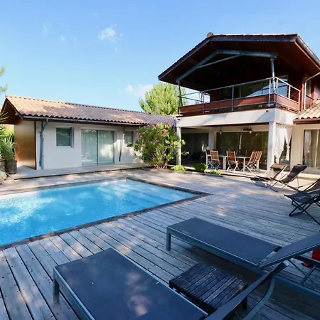 Exclusive With Large Terrace And Pool, High Standard Beaches In Walking Distance Villa Lege-Cap-Ferret
