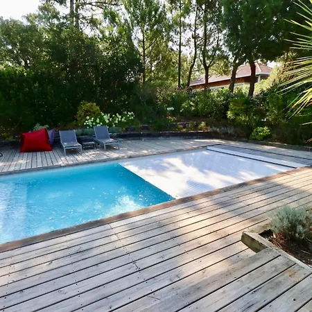 Exclusive With Large Terrace And Pool, High Standard Beaches In Walking Distance Villa *